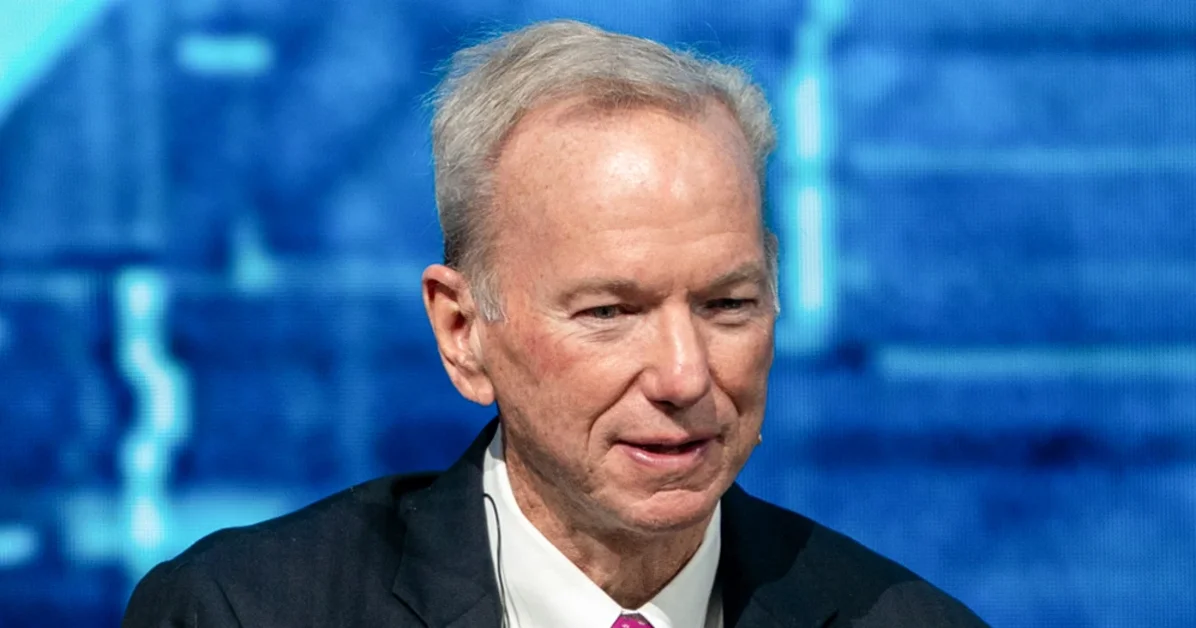 Eric Schmidt speech about AI booed during graduation