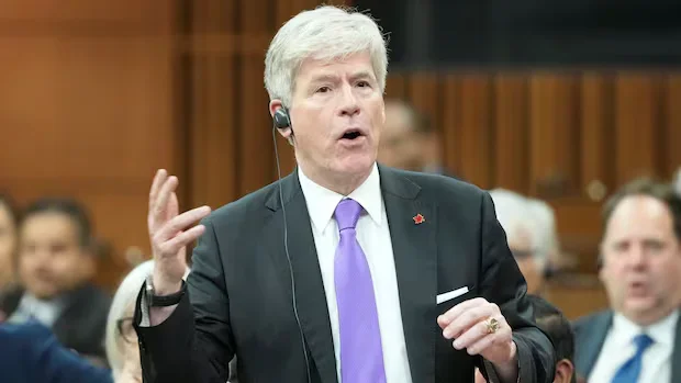 Canada plans 'nuclear renaissance' with up to 10 reactors built by 2040
