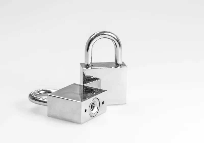 Researcher says Microsoft secretly built a backdoor into BitLocker